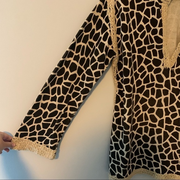 Women’s Michael Kors brown giraffe print tunic sweater - Picture 2 of 5